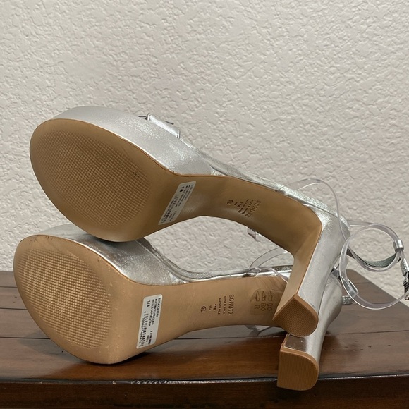 Schutz Elyda Platform Heel Sandals - Picture 7 of 8